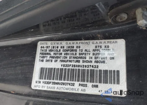 1997 Saab 900 Se z USA, uszkodzony, nr VIN YS3DF35N0V2037432